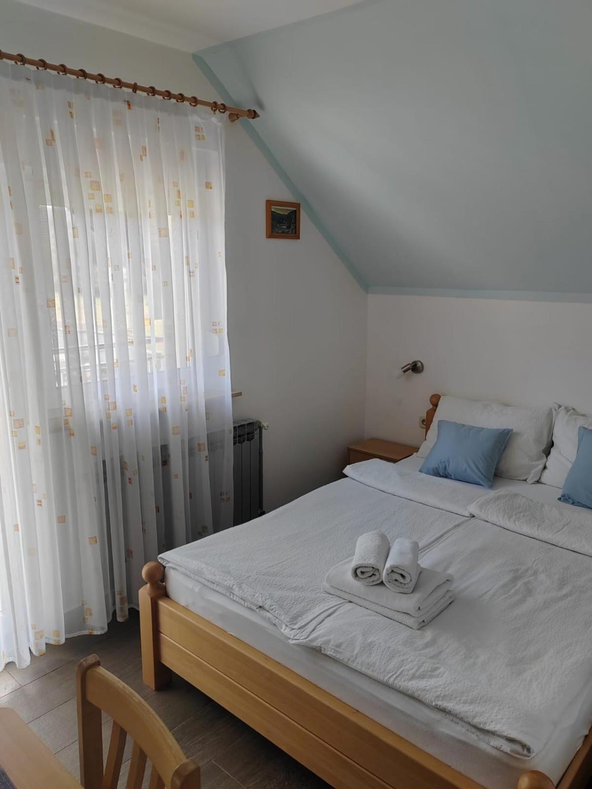 Готель House Pljesevica Плитвицька Єзера Екстер'єр фото